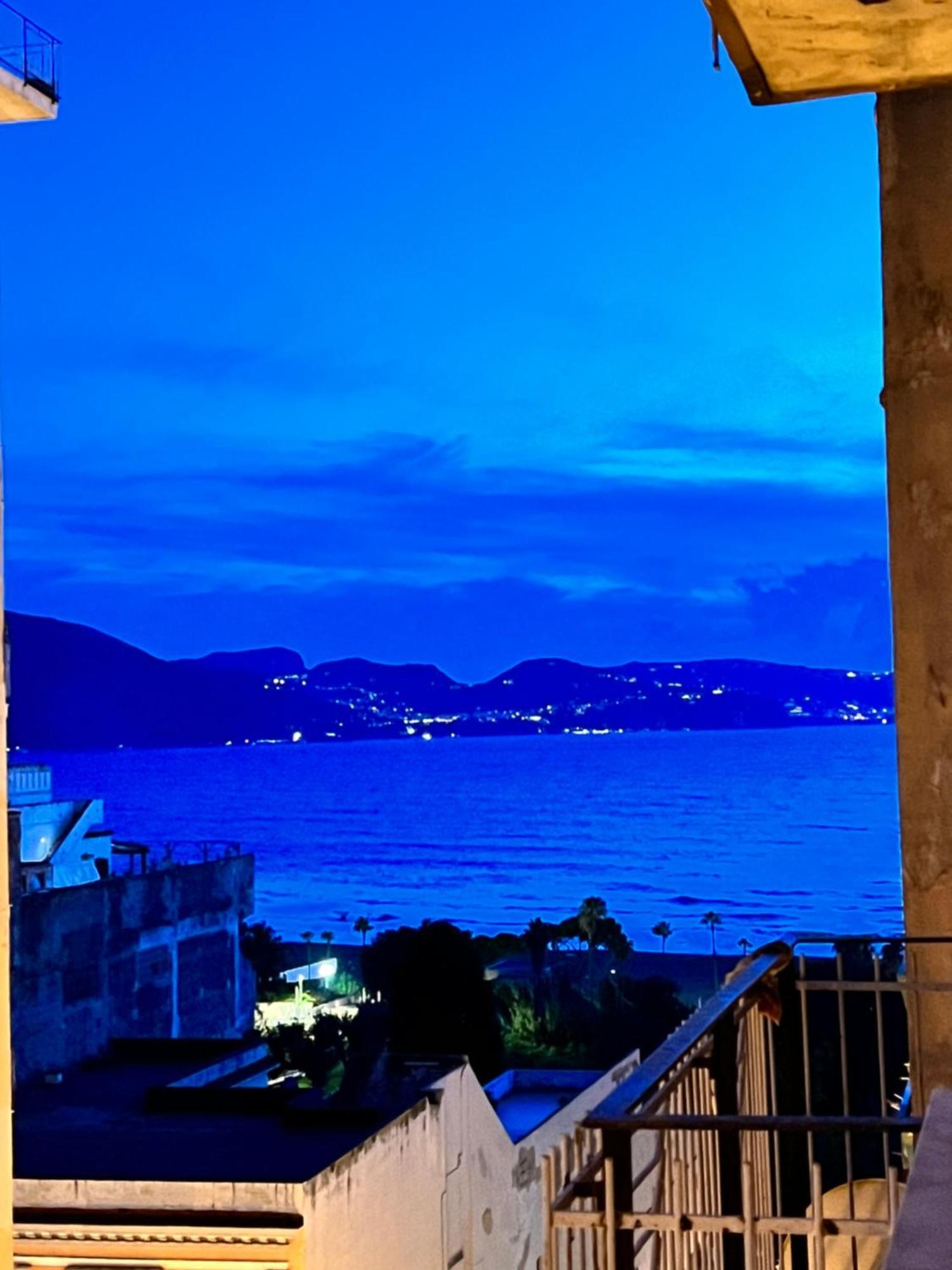 Sogno Di Mezza Estate Apartment Torre Annunziata Exterior foto